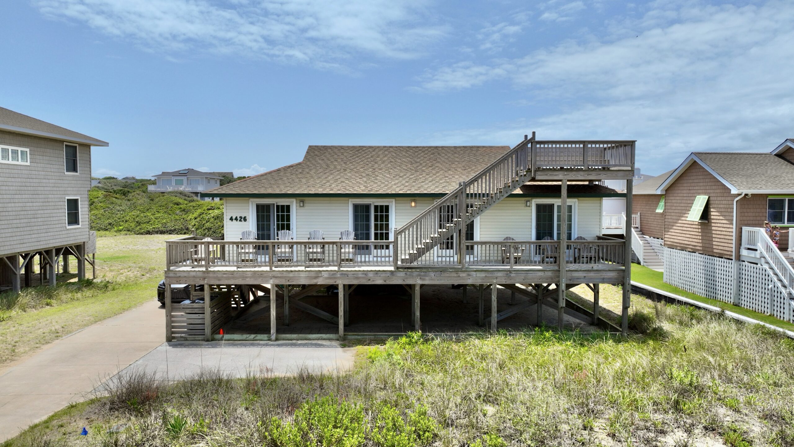 Gem by the Sea beach house with full deck and widow’s walk